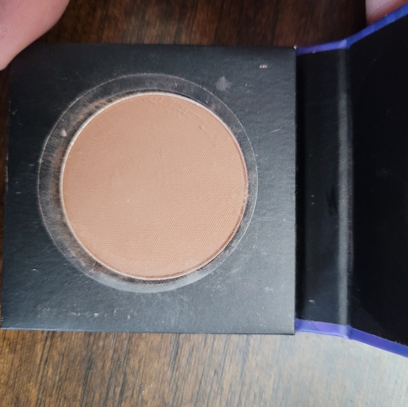 Makeup Bundle - Picture 9 of 9